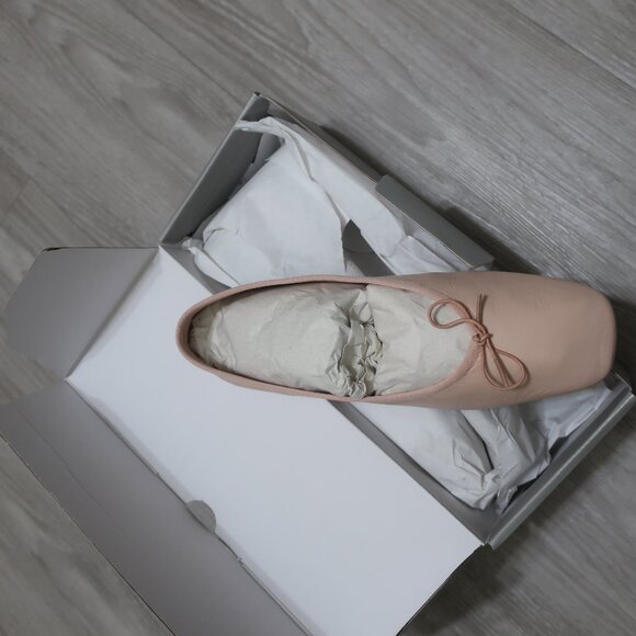 Everlane Pink Ballet Flats Size 8 NIB - Picture 2 of 3
